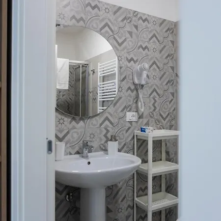 Center מלון ספרלונגה