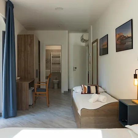 Center Hotel
